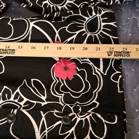 Krazy Kat Floral Black and White Blazer Jacket with Pink Accents size small - Picture 7 of 8